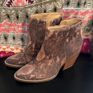 Madden Girl Klicck Snake Brown Ankle Boots 8